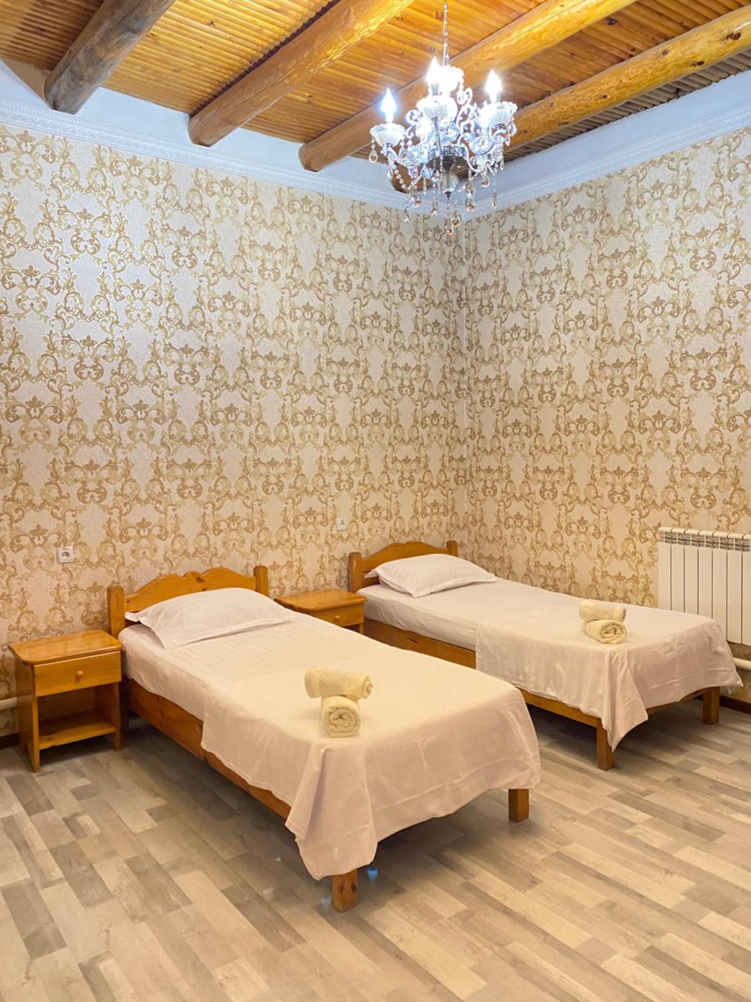 Antique Hotel In Old Town Бухара Екстериор снимка